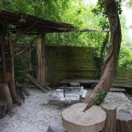 Thy-cabane * Voulangis