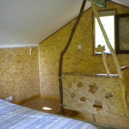 Thy-cabane
